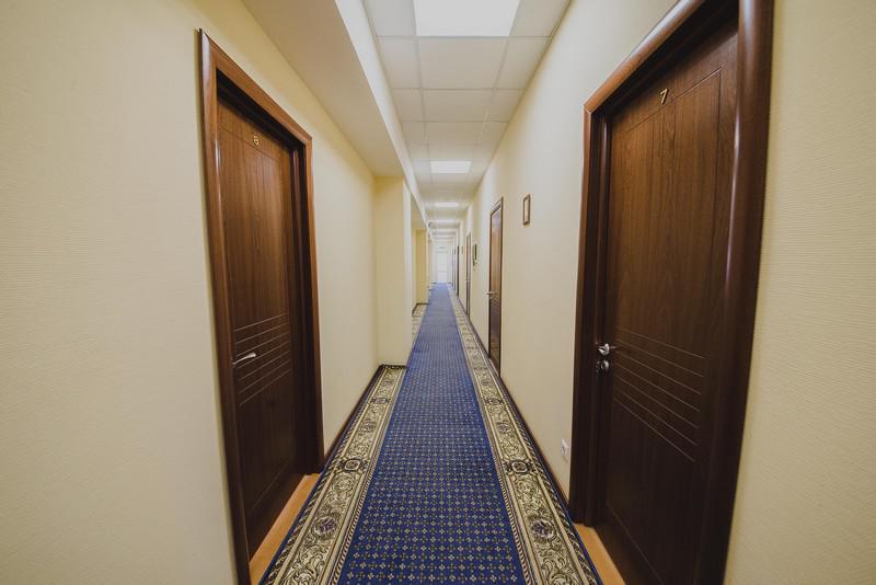 Фото Подкова на проспекте Губкина 1/4