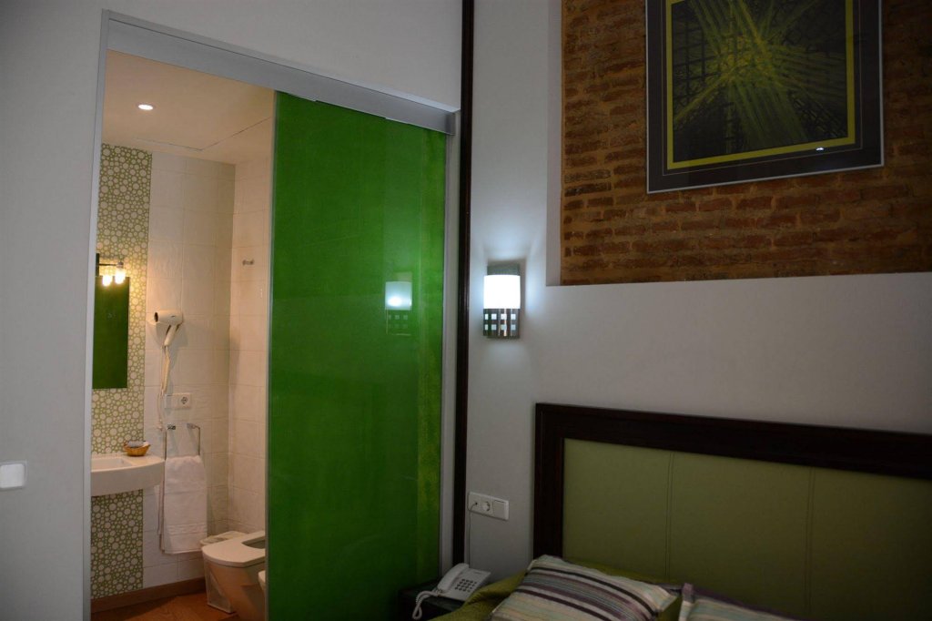 Фото Hotel y Apartamentos Doña Lola