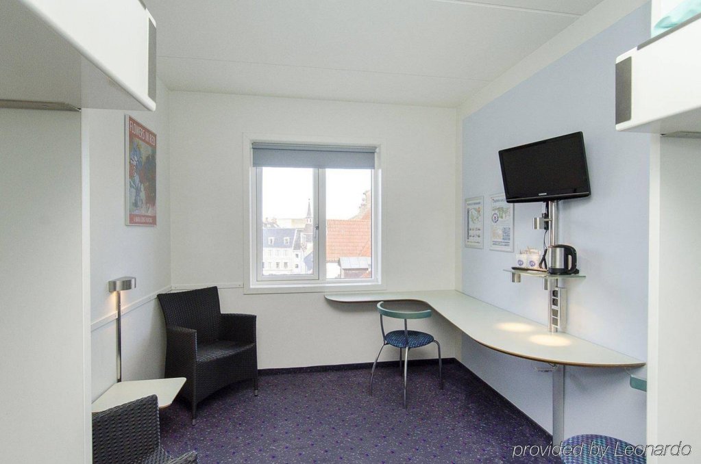 Фото Cabinn Aalborg Hotel