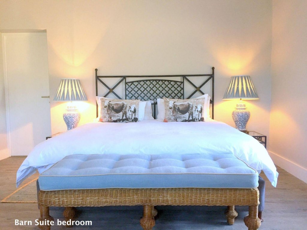 Фото White Water Farm