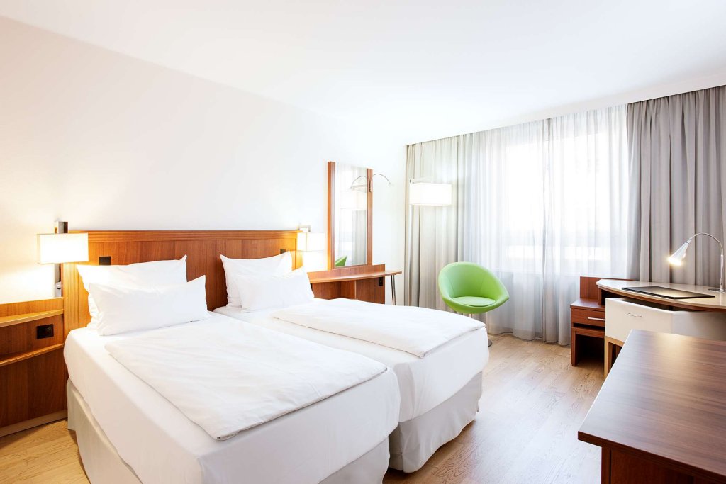 Фото Nh Hamburg Altona