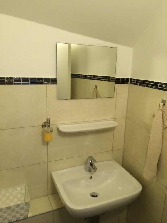 Фото Slamba Hostel Augsburg