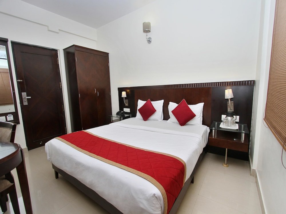 Фото Oyo 435 Hotel Amshi International