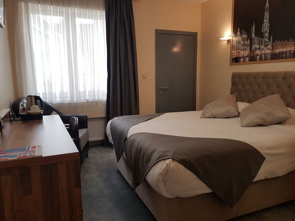 Фото Hôtel Méribel