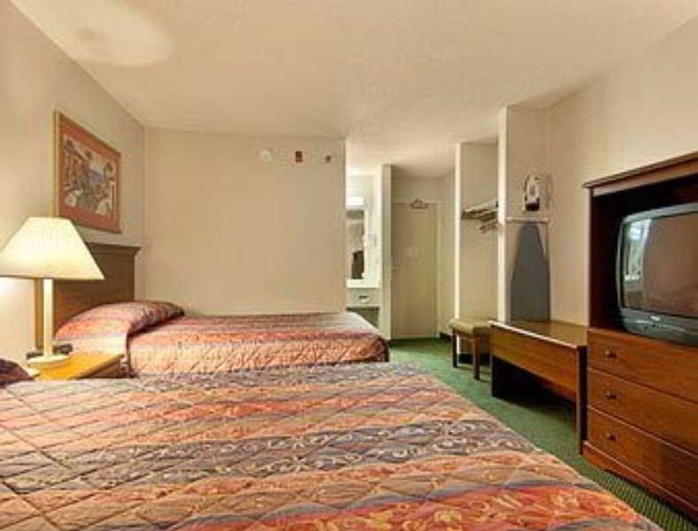 Фото Quality Inn Orlando