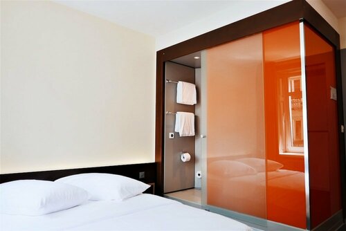 Гостиница EasyHotel Zürich City Centre в Цюрихе