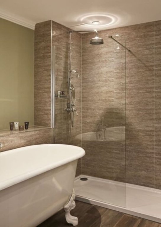 Фото Ockenden Manor Hotel & SPA