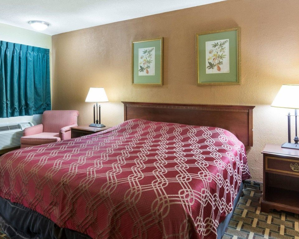 Фото Econo Lodge Town Center