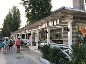 Chaykhana (набережная Горького, 20), cafe