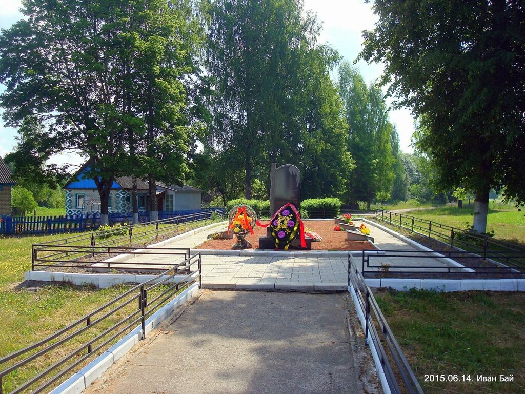 Памятник, мемориал Братская могила, Витебская область, фото