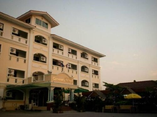 Гостиница Convenient Resort в Бангкоке