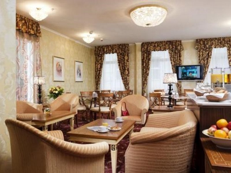 Фото Mamaison Residence Downtown Prague