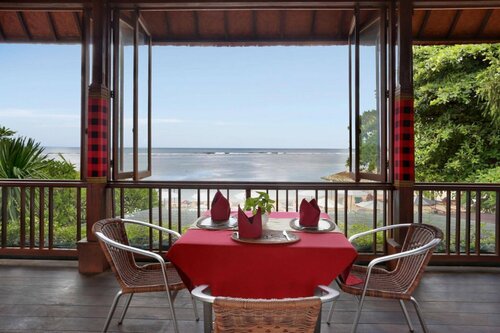 Гостиница Respati Beach Hotel