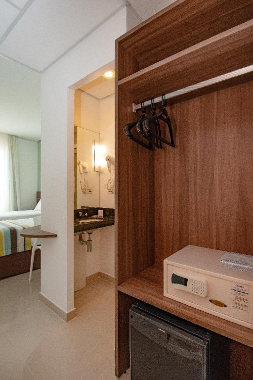 Фото Hotel Express Vieiralves