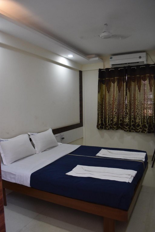 Фото Hotel Royal Treat Kolhapur