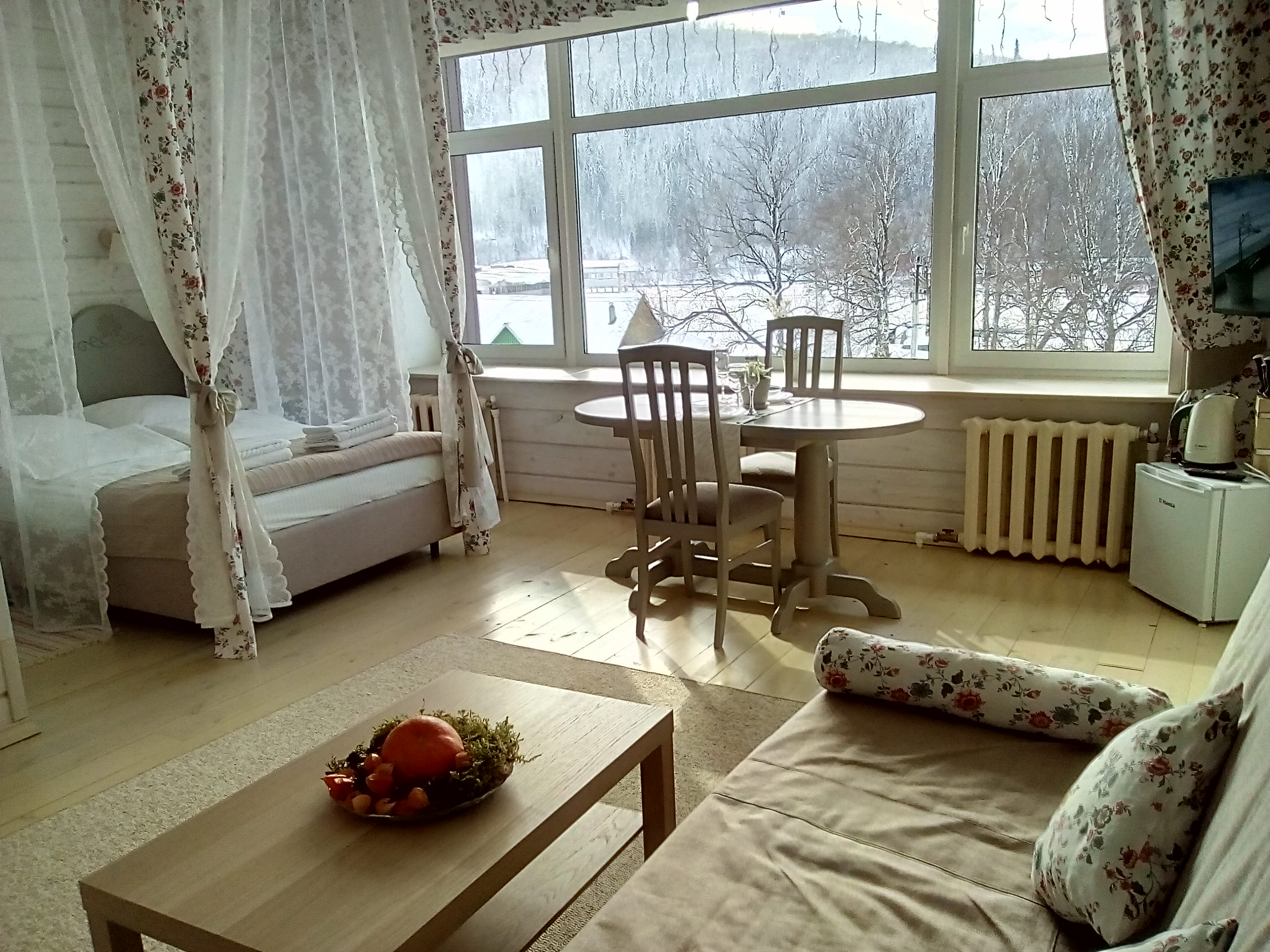 Фото отеля 2