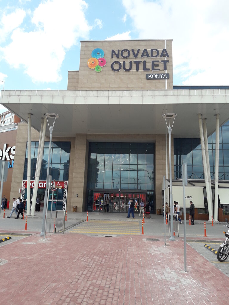 Centro comercial Novaland Outlet Shopping Center, , foto