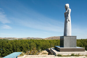 Maria's cliff (Shemonaıha qalasy, Луговая көшесі, 2), observation deck