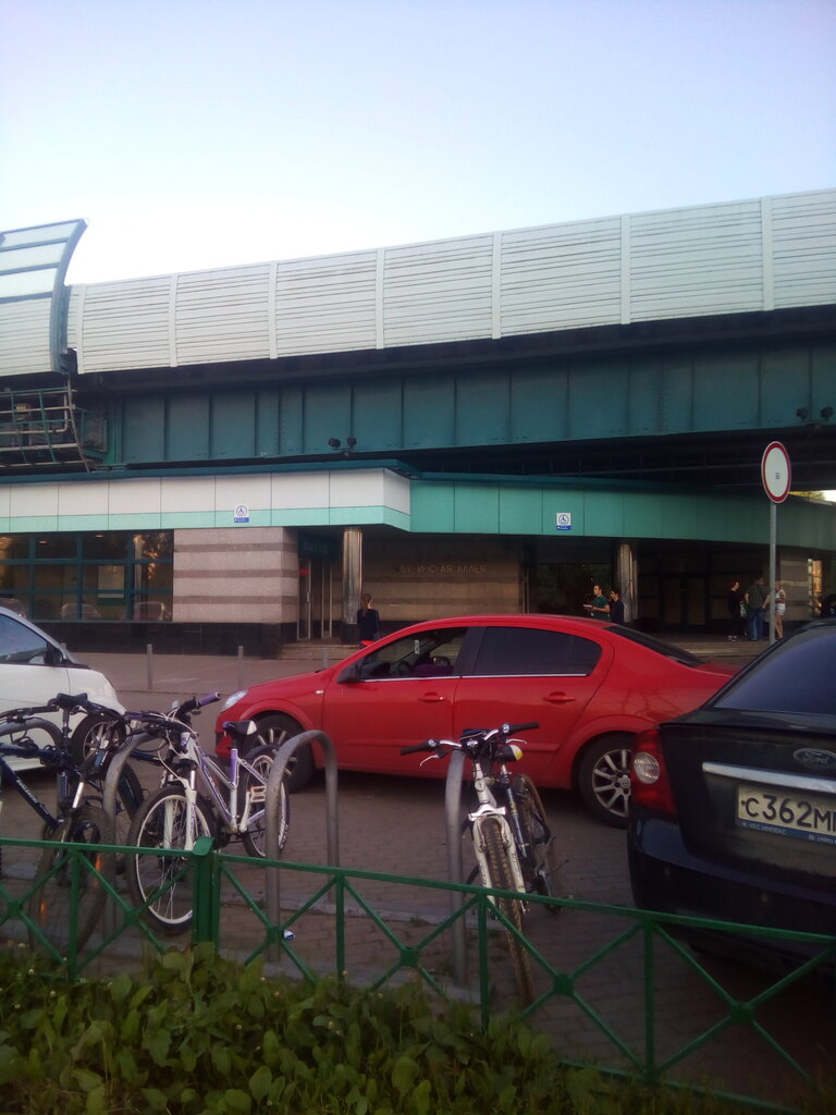Bicycle parking Velosipednaya parkovka № 13004 metro Buninskaya Alleya, Moscow, photo