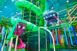 Funny Jungle (Kommunalniy Block, Znamenskaya Street, 5), amusement park