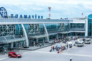 Airport Novosibirsk Tolmachevo International Airport, Ob, foto
