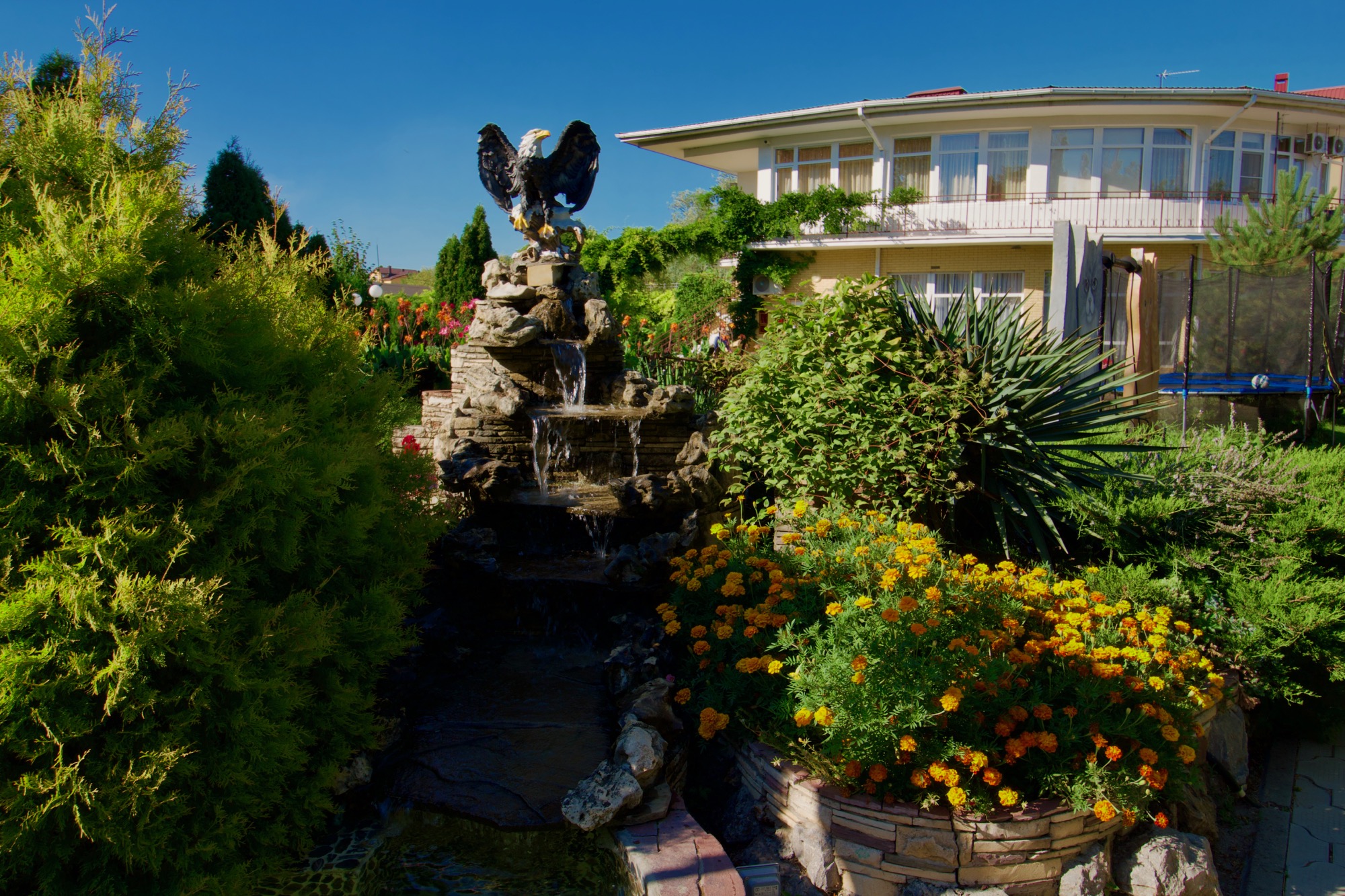 Фото отеля 3