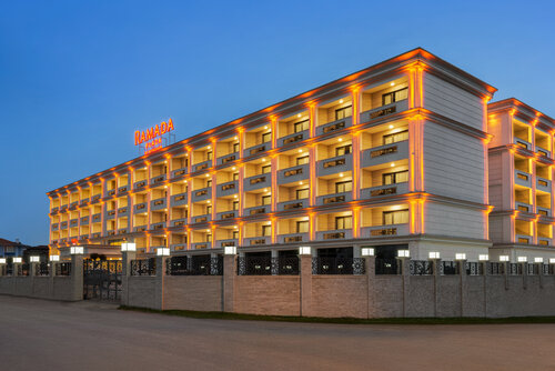 Гостиница Ramada Plaza Silivri by Wyndham в Силиври