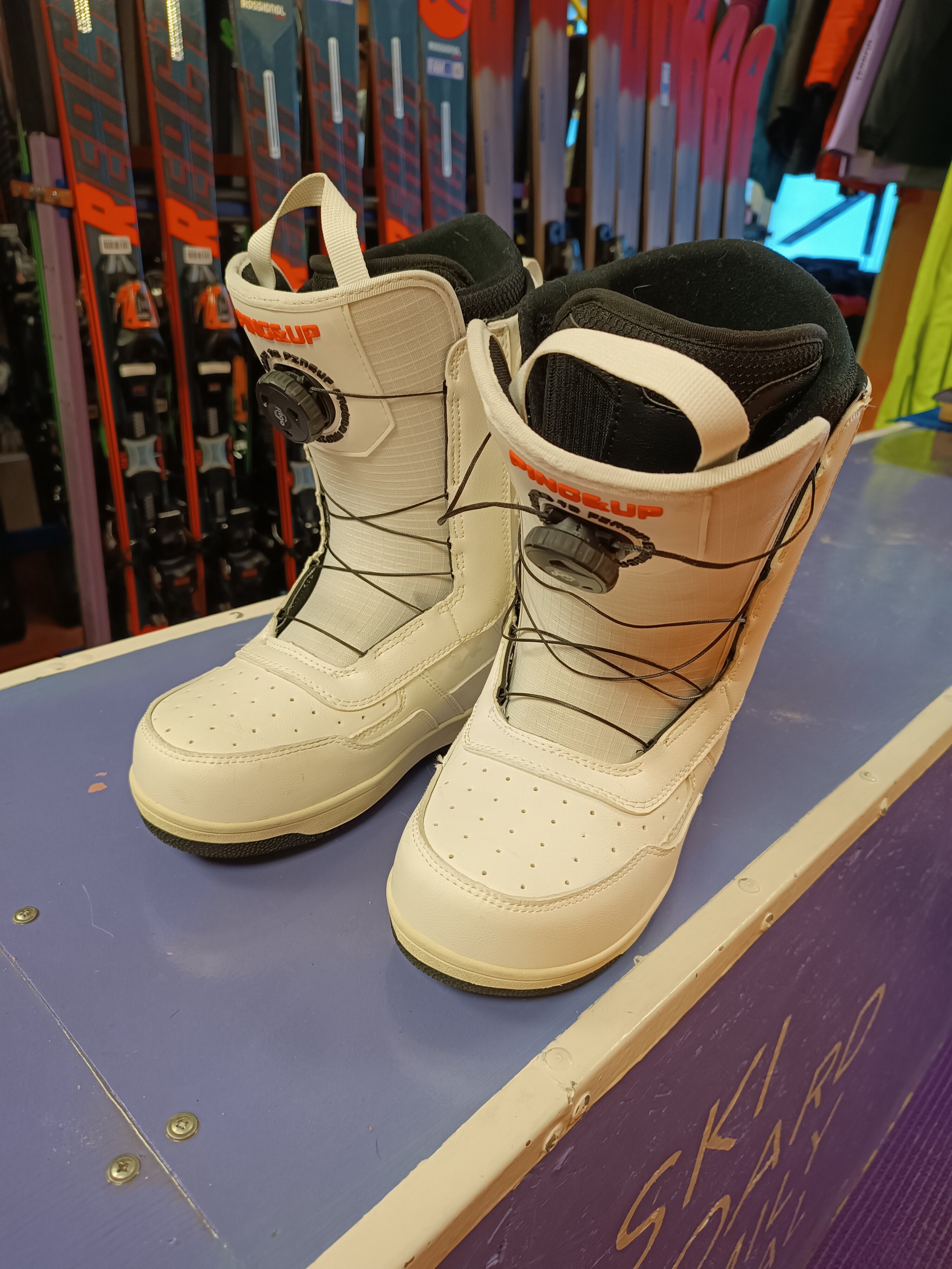 Фото Акка Книбекайзе