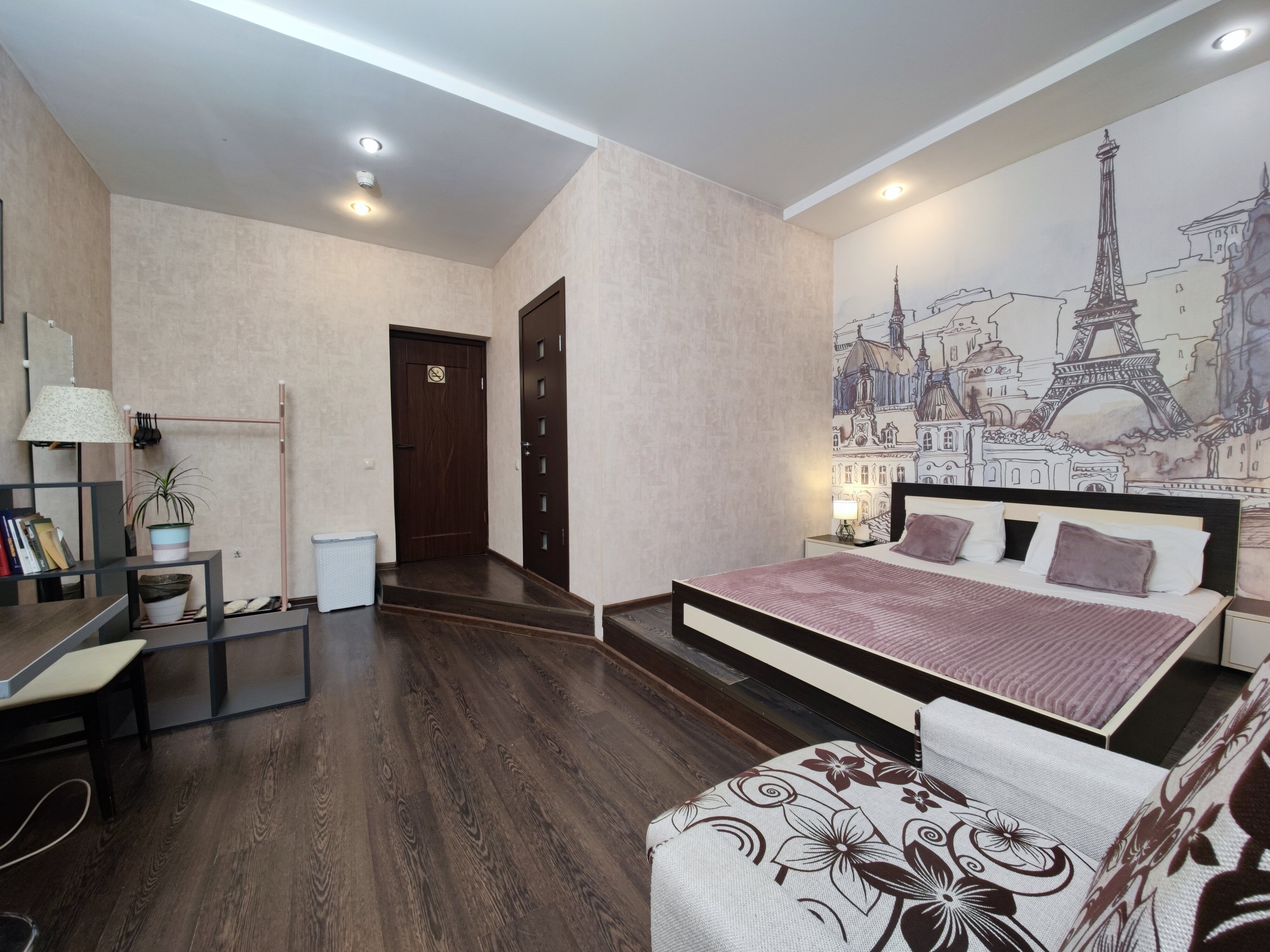 Фото Апартаменты Невский 102