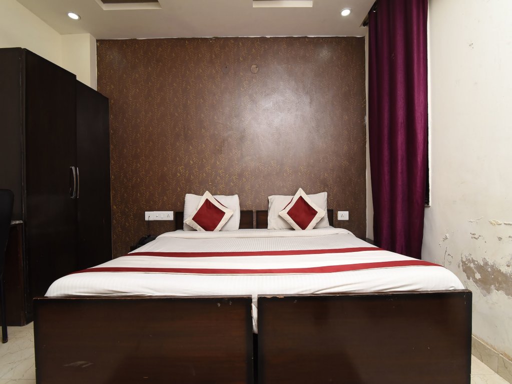 Фото Oyo 23677 Hotel Marina