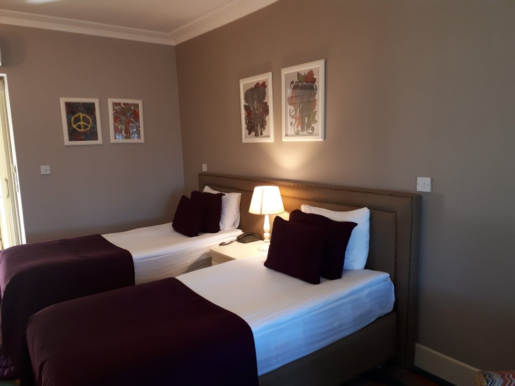 Фото Bellapais Monastery Village