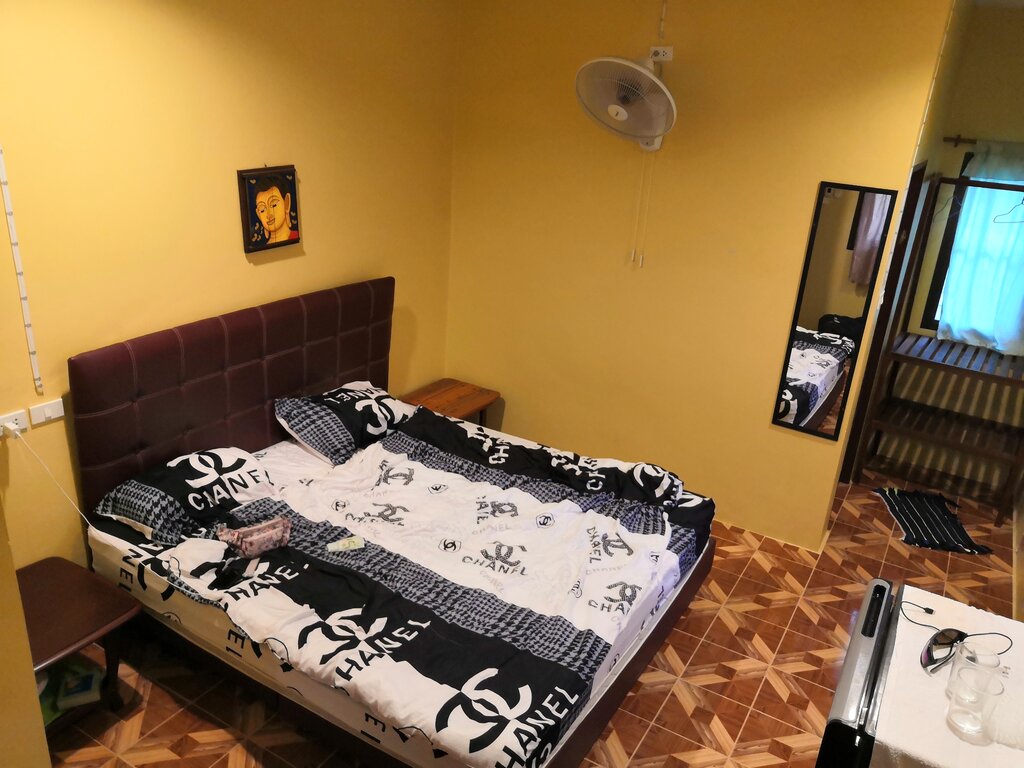 Hotel Alisa coffee room for rent, Ko Chang, photo