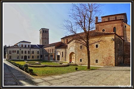 Фото Hotel Adria