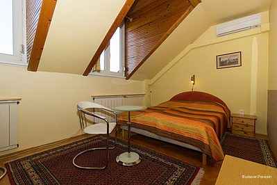 Фото Budavar Bed and Breakfast