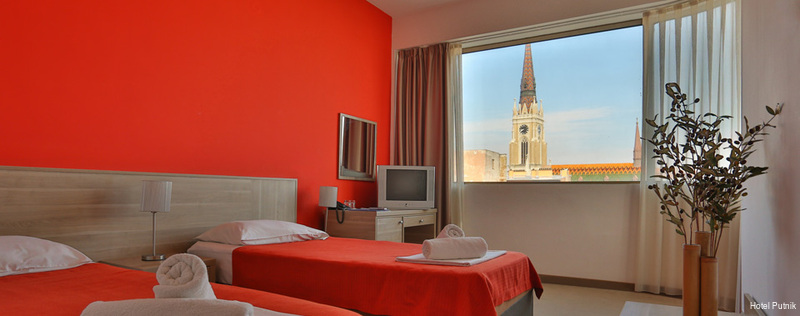 Фото отеля 2