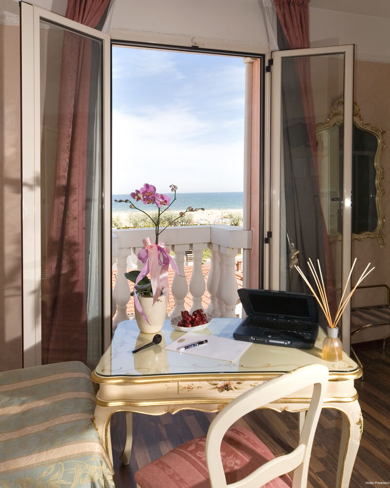 Фото Hotel President