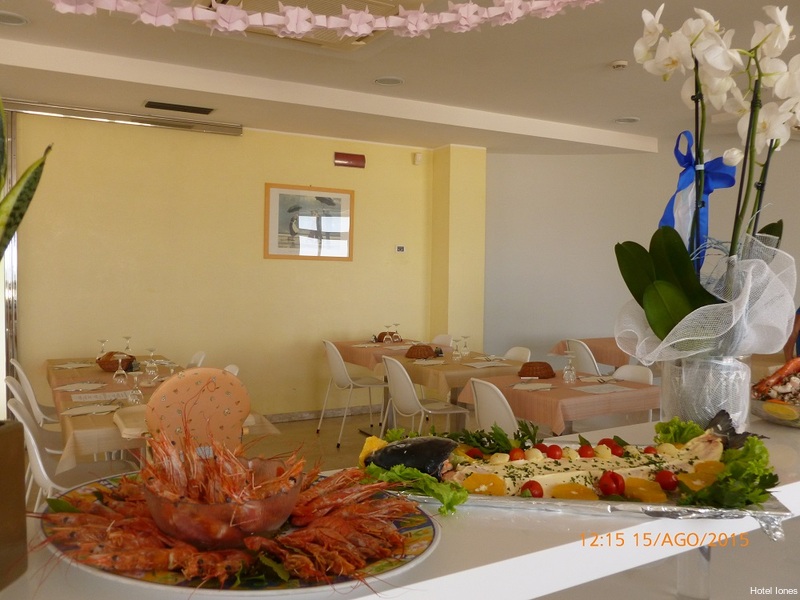 Фото Hotel Iones