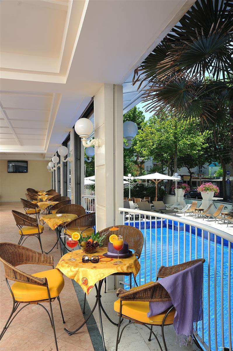 Фото Hotel De France