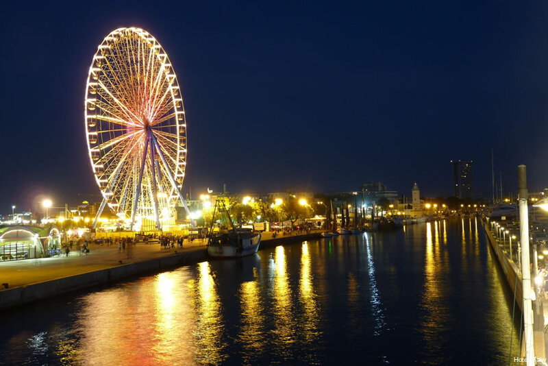 Фото отеля 2