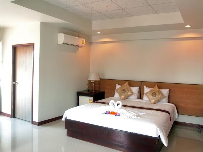 Фото Century Grand Hotel
