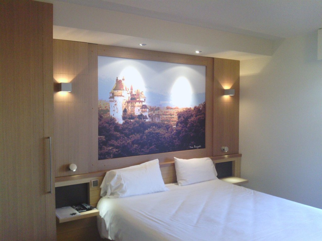 Фото Ibis Styles Annecy Centre Gare