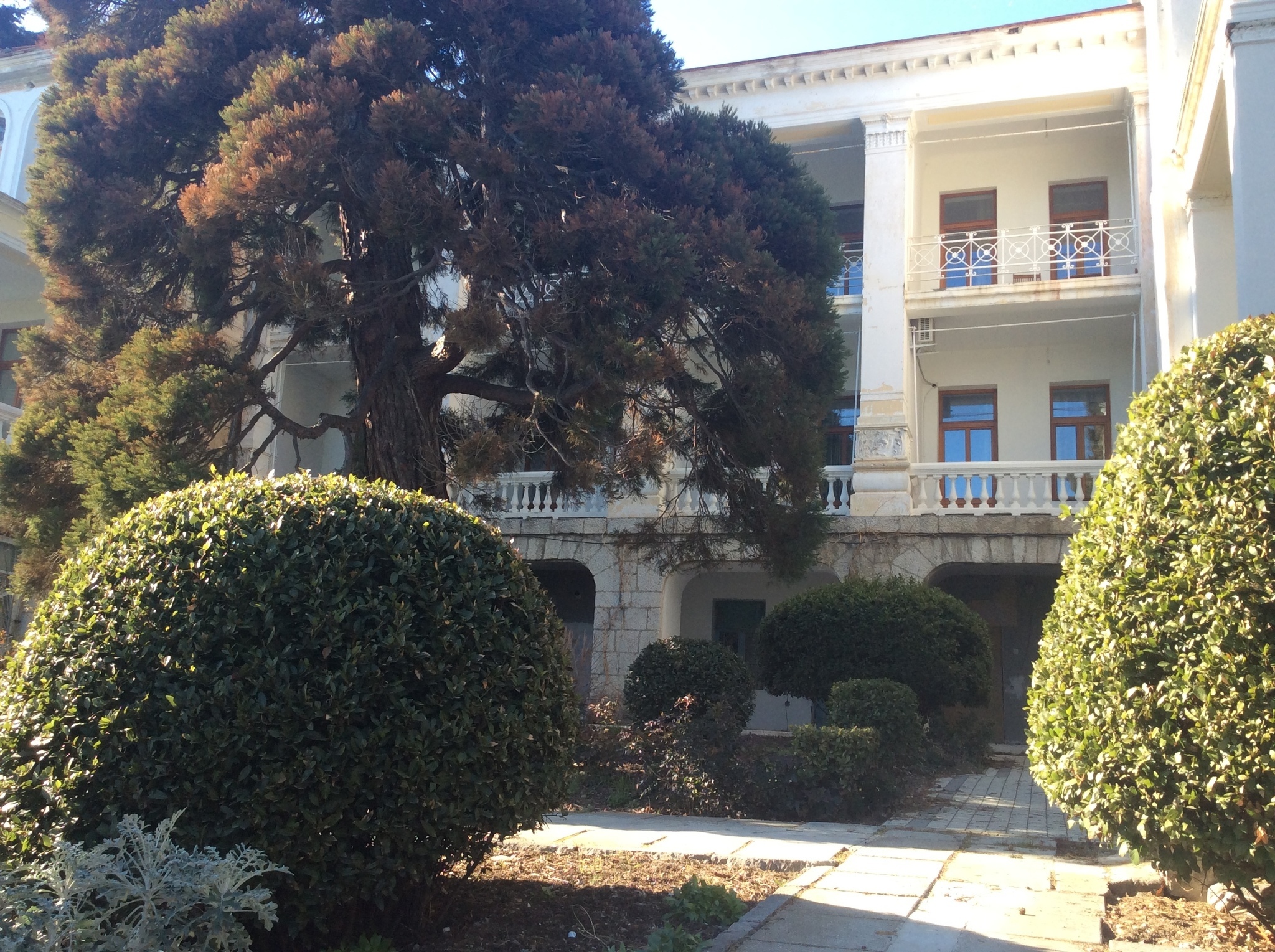 Фото отеля 2