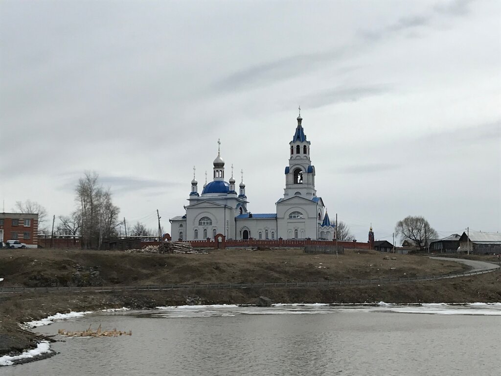 Храм в поселке новоуткинск фото