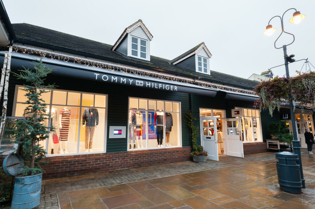 Clothing store Tommy Hilfiger, Bicester, photo