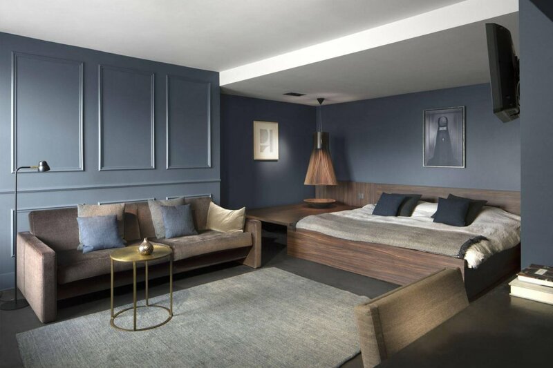 Гостиница Commune suites Ля Ремисе в Амстердаме