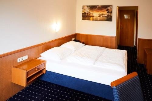 Фото Hotel Cap Polonio Pinneberg