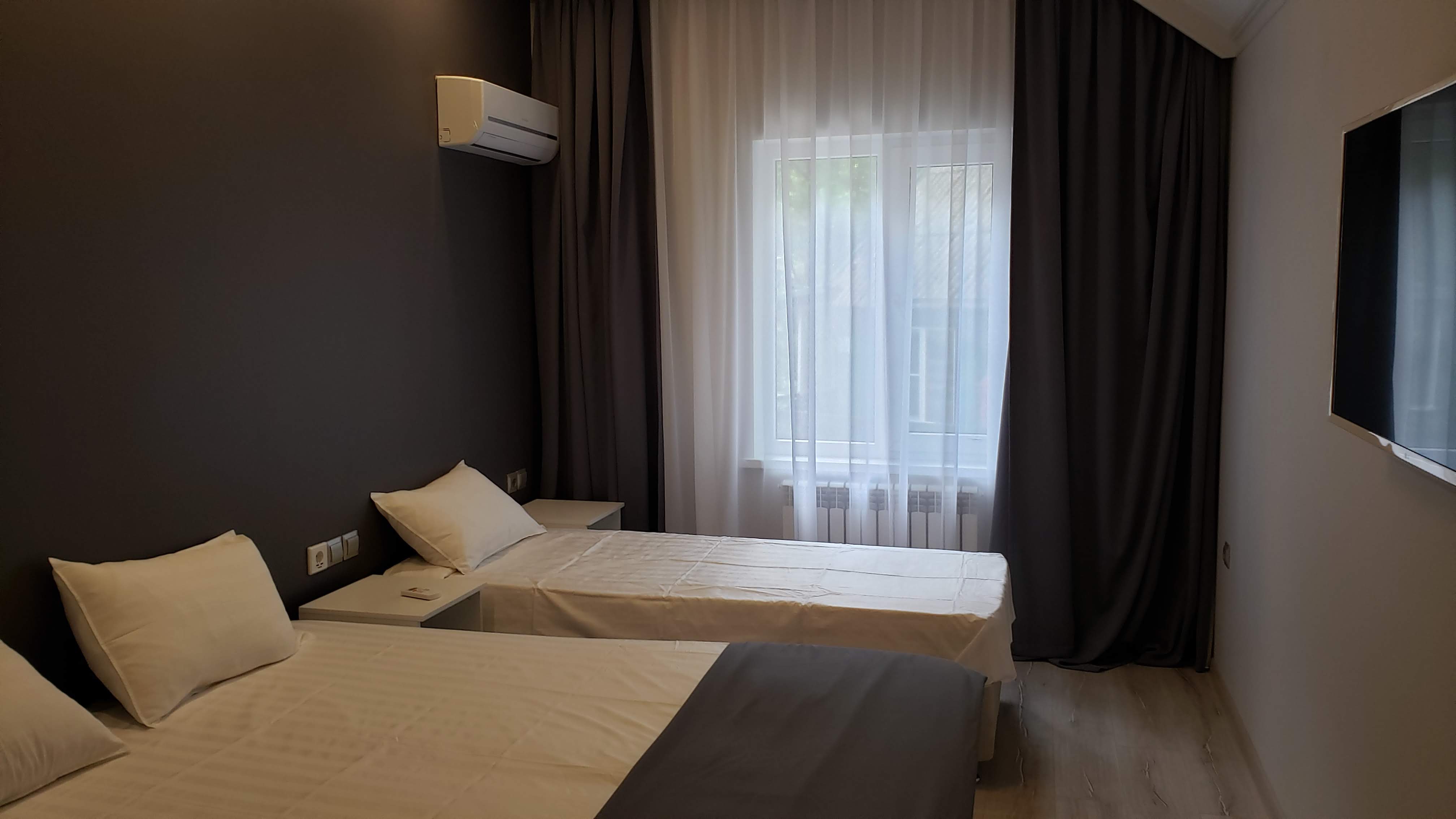 Фото Дельфин Холидей Парк Инал