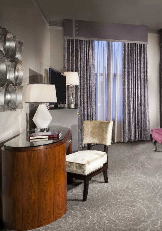 Фото Silversmith Hotel Chicago Downtown