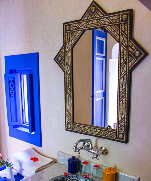 Фото Riad Kaiss by Anika