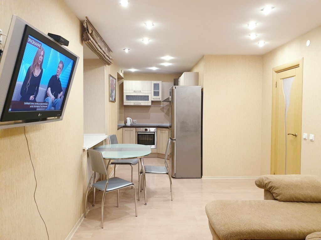 Alojamiento en alquiler diario Na Polyarnoj Divizii 7 Apartments, , foto